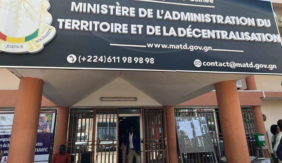 La Direction nationale des Affaires politiques et de l’Administration électorale du MATD annonce la mise en place d’un centre d’appel ouvert 24/24 7/7 pour la prise en charge de la préoccupation des citoyens